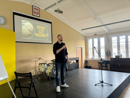 Zajęcia profilaktyczne dla uczniów klas pierwszych